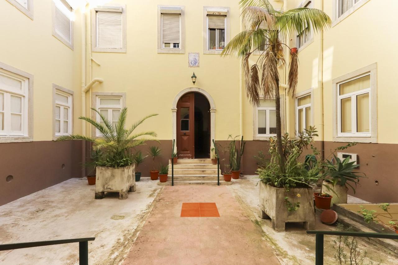 Charming Avenida By Homing Apartment Lisbon Exterior photo