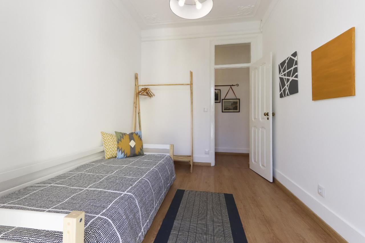 Charming Avenida By Homing Apartment Lisbon Exterior photo